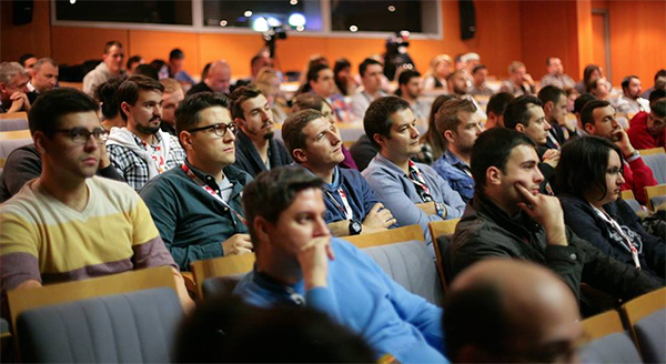Više od 600 posetilaca imalo je priliku da tokom prošlogodišnje konferencije wwvršac čuje inspirativnu priču o mladoj kompaniji Neopix iz Niša.